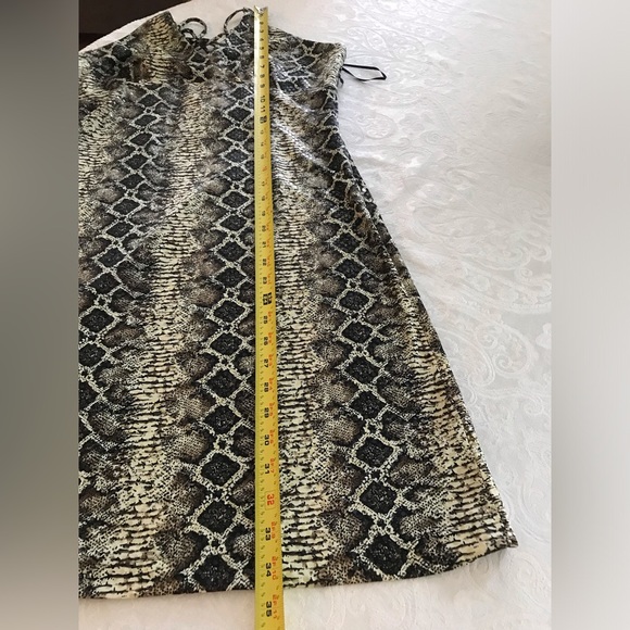 NWT Janine sequin snakeskin halter dress SZ M - Picture 9 of 13